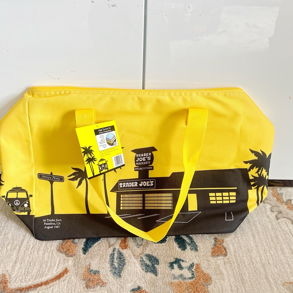 Trader joe’s Yellow LIMITED EDITION TRADER JOES COOLER BAG